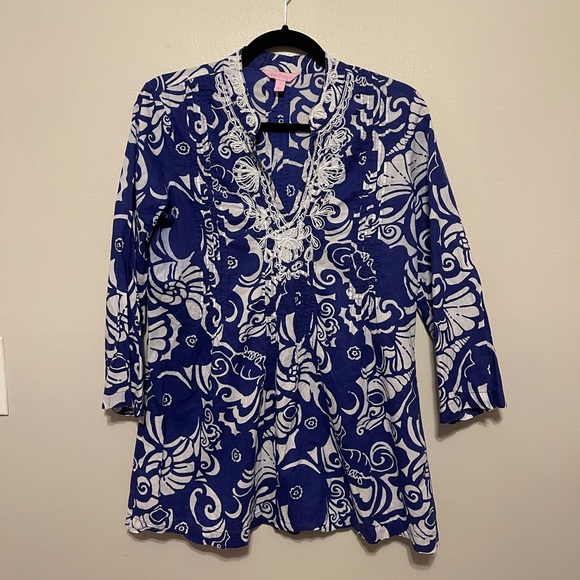 Lilly Pulitzer Tops - Lilly Pulitzer Beaded Neckline Top